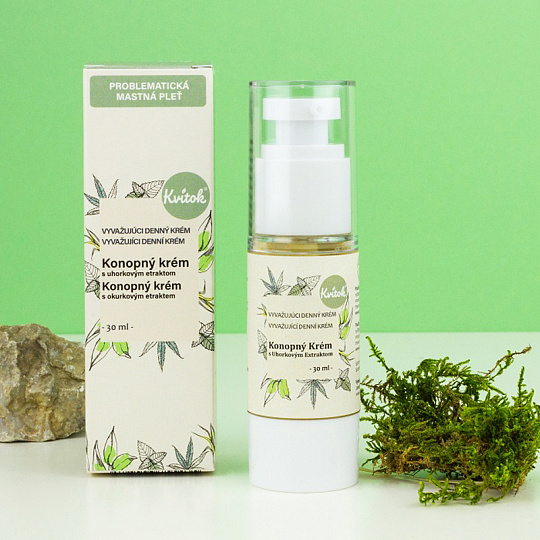 Kvitok Hanfcreme mit Gurkenextrakt für fettige/problematische Haut 30 ml Verfallsdatum 12/26 Kvitok Hanfcreme mit Gurkenextrakt für fettige/problematische Haut 30 ml Verfallsdatum 12/26