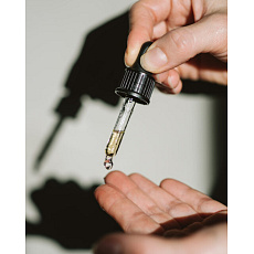 Mylo Serum für fettige und problematische Haut Ako vánok 15 ml Verfallsdatum 30.11.2026
