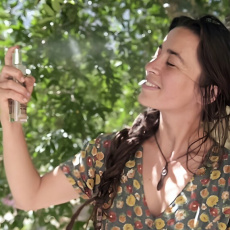 Myrro Zweiphasen-Feuchtigkeitsspray für das Gesicht 100 ml