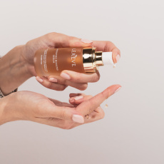 Lereve Feuchtigkeitsspendendes stärkendes Anti-Aging-Serum 30 ml